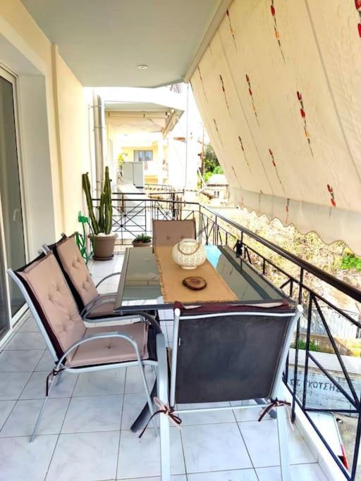 Kalamata Nestor Apartment-Near Historical Centre מראה חיצוני תמונה